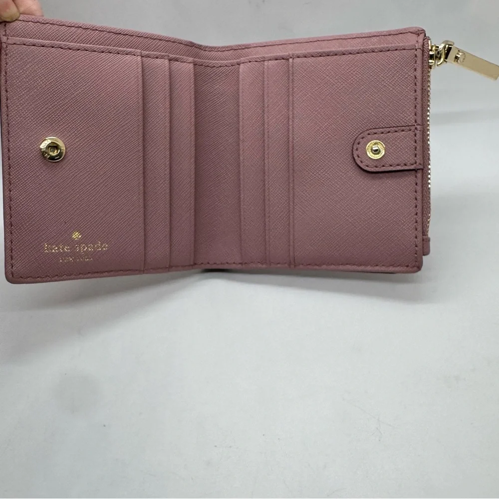Kate Spade New York Classic Wallet ID Case Light Pink  W/ Black Stripe 4”x3”